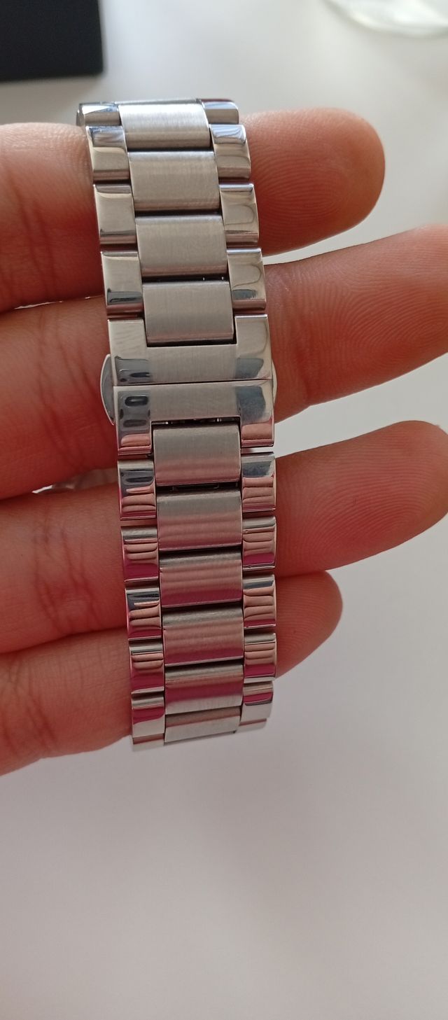 Reloj Oyster Perpetual – Solo 12 €