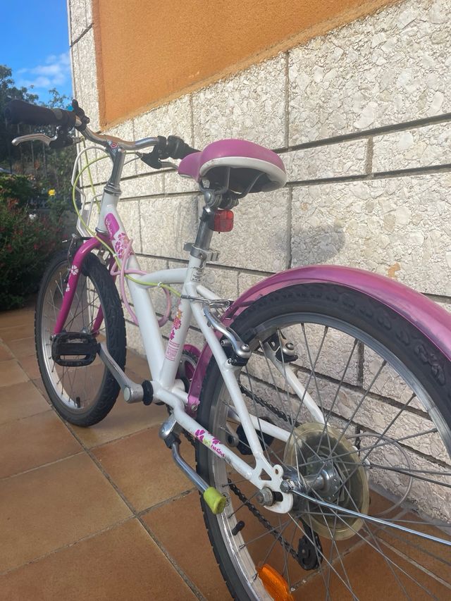 Bici de niña usada pero aún en buen estado