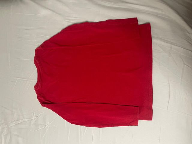 Camiseta Guess roja - Talla 10