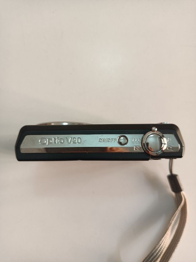 Pentax Optio V20 8MP da riparare.