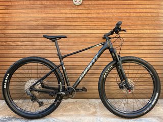 Bicicleta GIANT XTC MTB 2024
