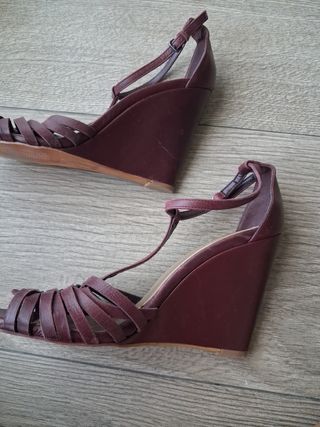 Sandalias Zara Piel Granate 41
