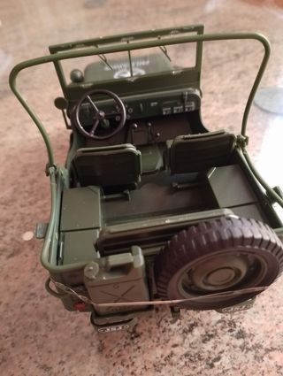 Jeep Militar Willis 1/18