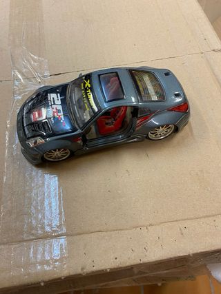 Coche Nissan GTR 20º Aniversario