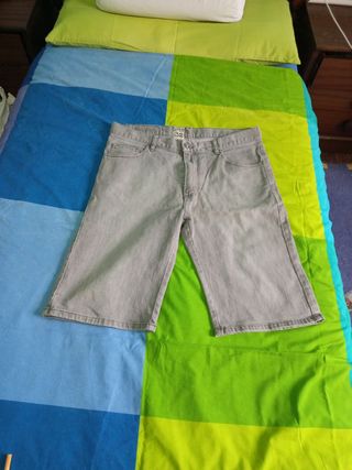 Bermudas Volcom grises talla L