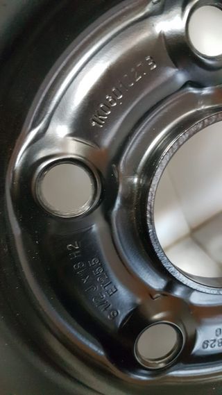 Rueda repuesto VAG 18