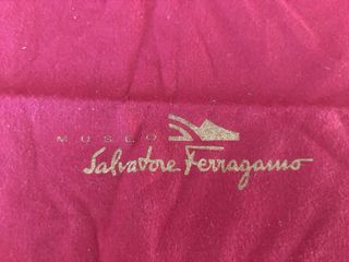 Dust bag busta Ferragamo museo