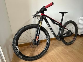 Bicicleta Canyon Lux CF9 WC