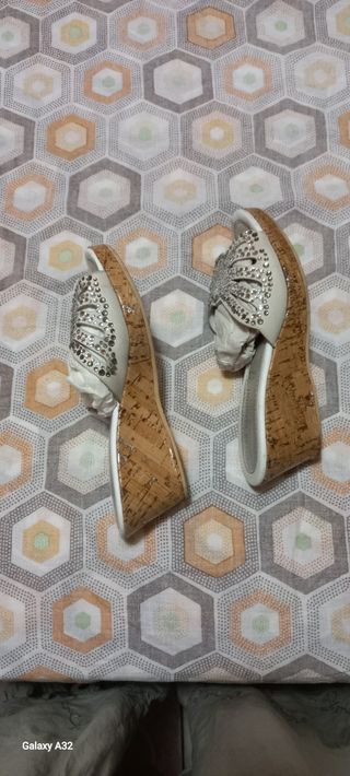 Ciabatte Chiara Pasquini con zeppa e strass