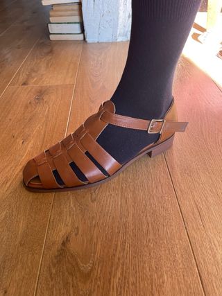 sandalias romanas piel