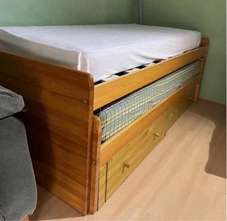Litera de madera de pino con colchón