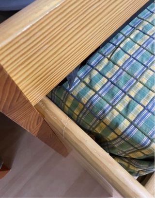 Litera de madera de pino con colchón