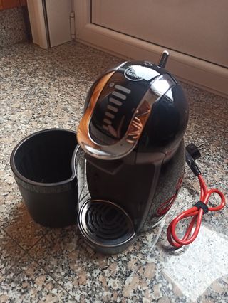 Cafetera Dolce Gusto DeLonghi