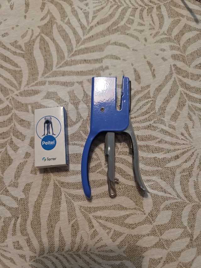 Grapadora Peitel - Grapadora Manual