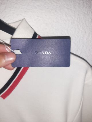 Polo Prada blanco (PRECIO NEGOCIABLE)