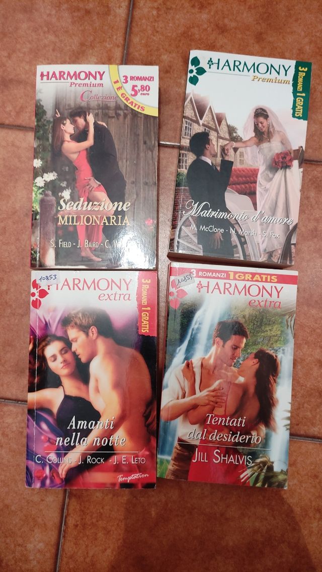 Set 4 libri Harmony Premium ed Extra