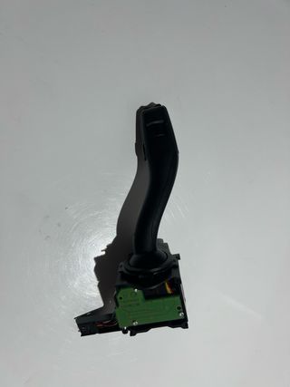 Mando derecho limpiaparabrisas audi 