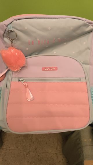 Mochila MOVOM niña, nueva 
Tamaño aprox ancho 10 c
