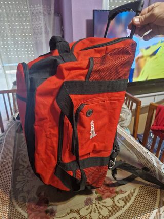 5 Mochilas Variadas - Adidas, Mathesers