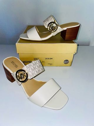 Tacones MICHAEL KORS blancos, talla 38 y 39. 