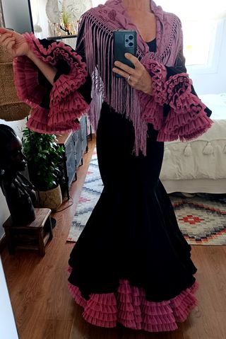 Traje Flamenca Negro-Lila