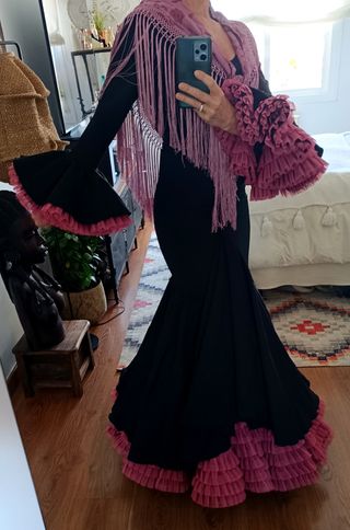 Traje Flamenca Negro-Lila