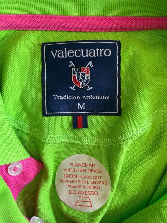 Polo Valecuatro verde - nuevo