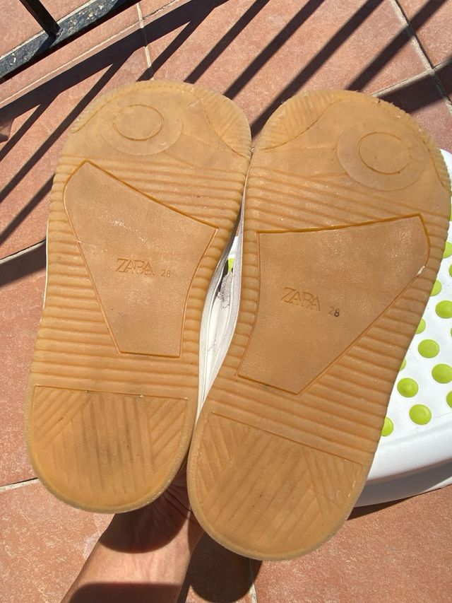 Zapatillas Zara piel blanca - 28