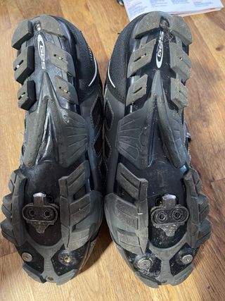 Zapatillas MTB B'Twin y pedales