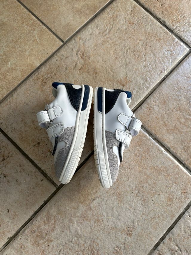 Scarpe bimbo pelle - Numero 22