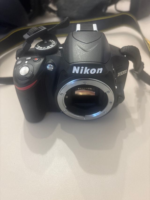 Cámara Nikon D3200 negra