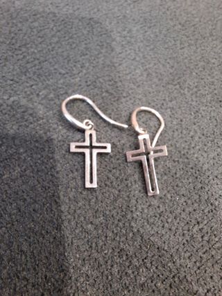 Pendientes cruz plata Aristocrazy