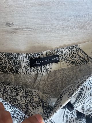 STRADIVARIUS+ZARA:Short encaje+ borlas TXS-S nuevo