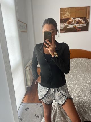 STRADIVARIUS+ZARA:Short encaje+ borlas TXS-S nuevo