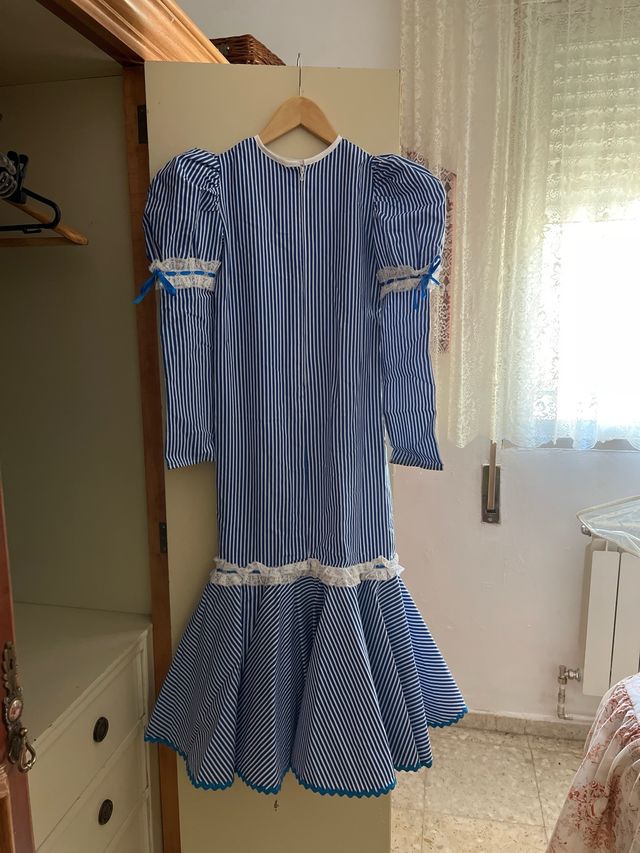 Vestido niña rayas azul blanco. largo 108 cm.