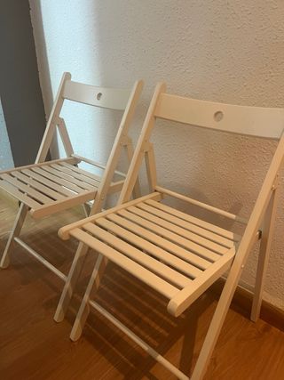 2 Sillas plegables madera - blancas 