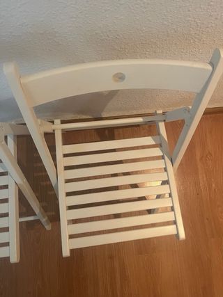 2 Sillas plegables madera - blancas 