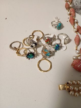 Lotto collane bracciali anelli