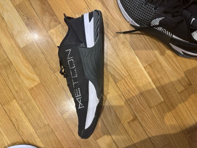 Nike Metcon 8 Flyease - Zapatillas