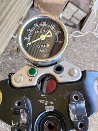 Horquilla Suzuki TU250 - Llanta + cuentaquilometro