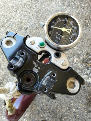 Horquilla Suzuki TU250 - Llanta + cuentaquilometro