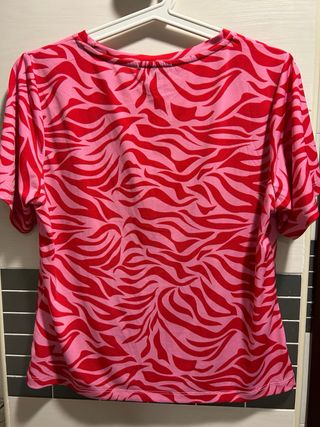 Camiseta Minueto L - Zebra Pink/Red