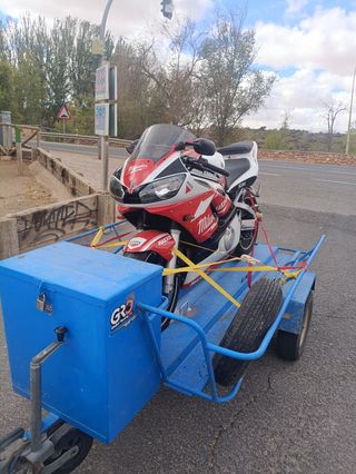  Alquilo Remolque motos 