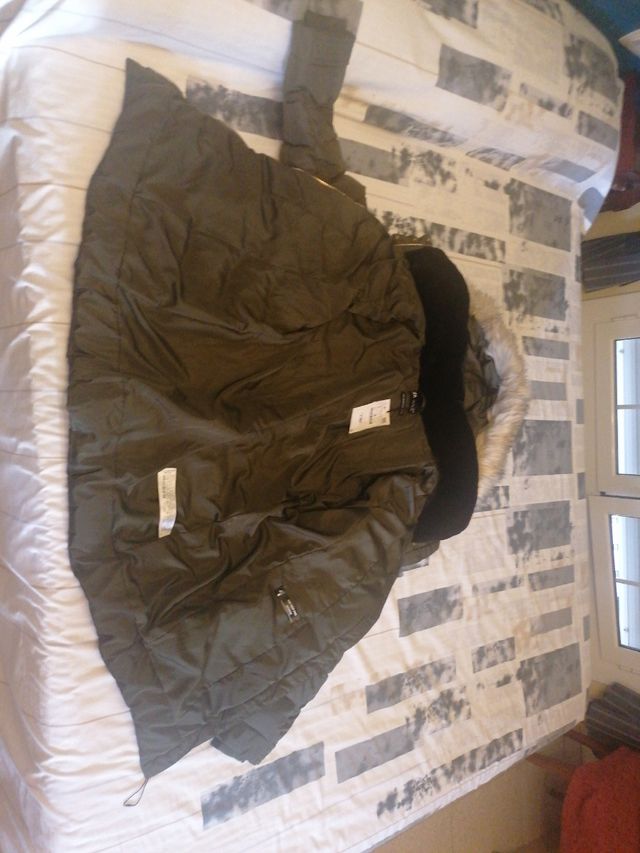 Chaqueta Zara verde oliva mujer