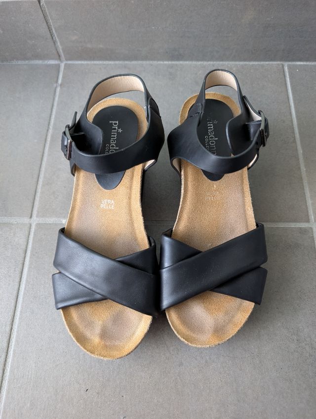 Sandali neri Primadonna