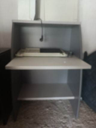 Mesa ordenador gris - Escritorio