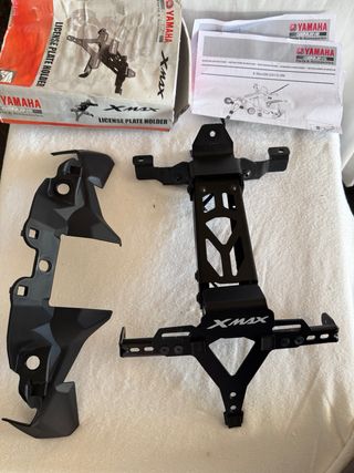 Portamatrícula XMAX Yamaha (125/300/400)