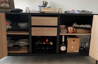 Alacena madera-metal negra, impecable
