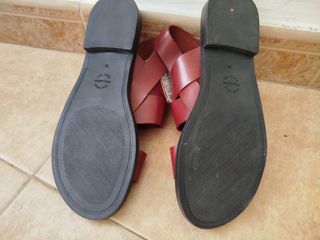 Sandalias Pull&Bear cuero rojas 36