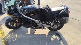Honda VFR 750R Negra